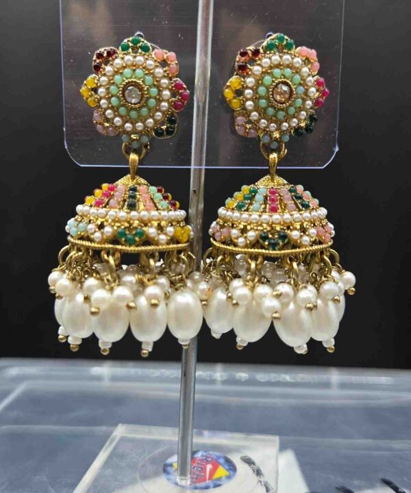 Light Weight Multi Color Kundan And Pearl Work Jhumka Earrings.