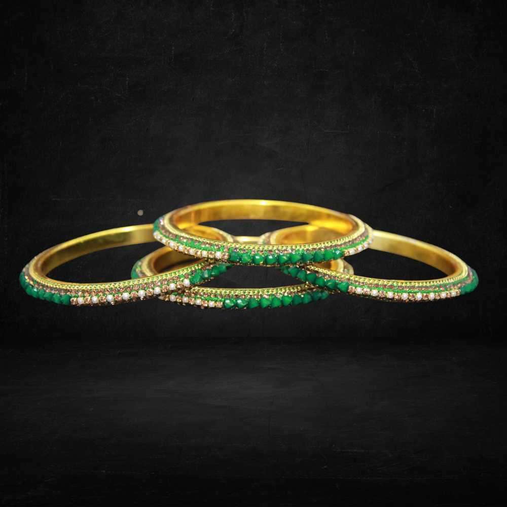 Beautiful leaf green color with fine and crystal stone metal bangles can be customized with velvet bangles