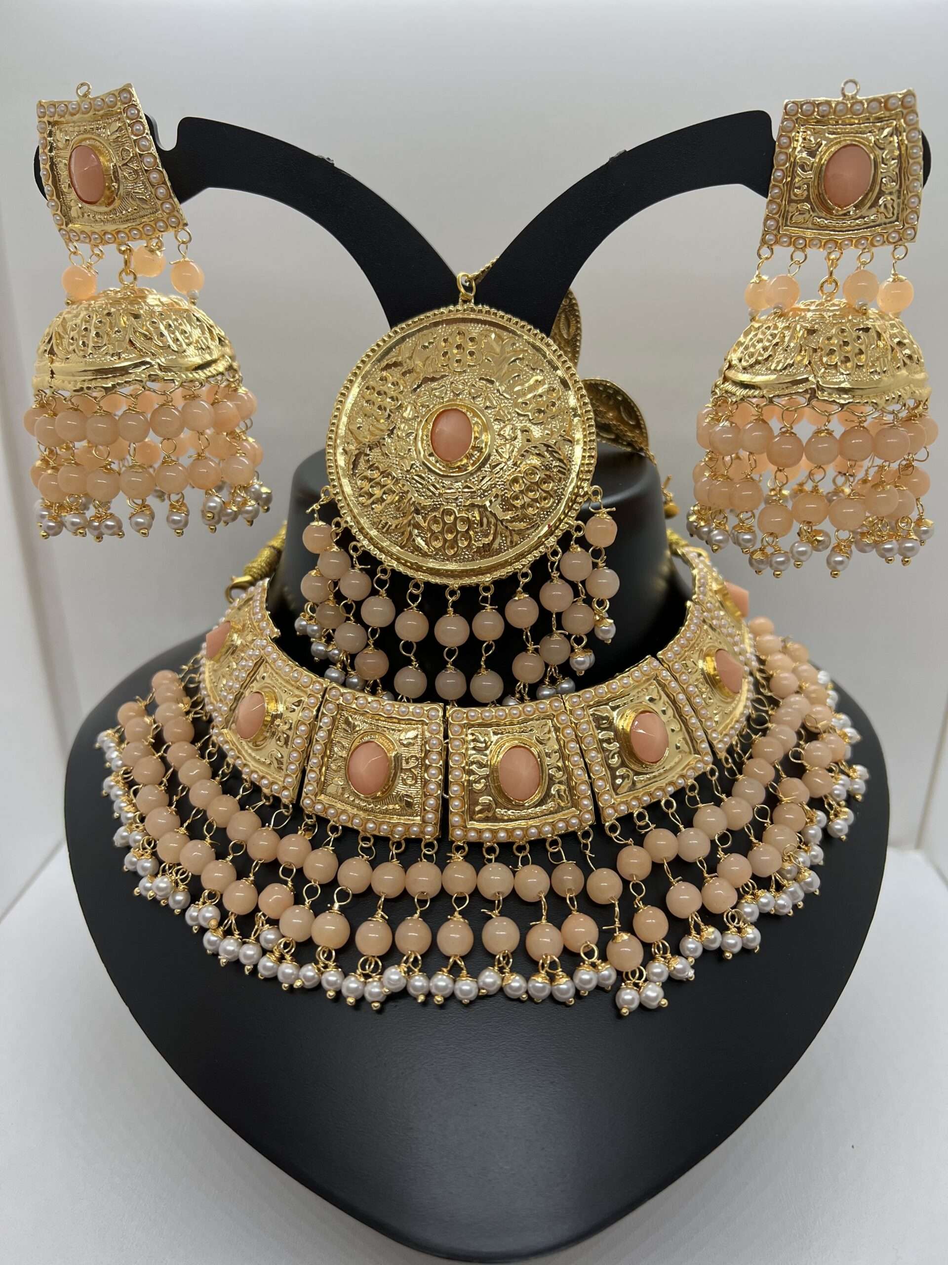 Peach Alloy Austrian Diamond Necklace Set With Earrings