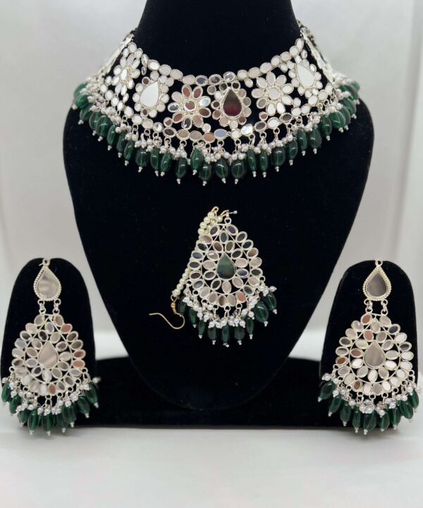 BEAUTIFUL DARK GREEN COLOR MIRROR WORK SILVER PLATED CHOKER SET COMES WITH STATEMENTT EARRING WITH TIKKA