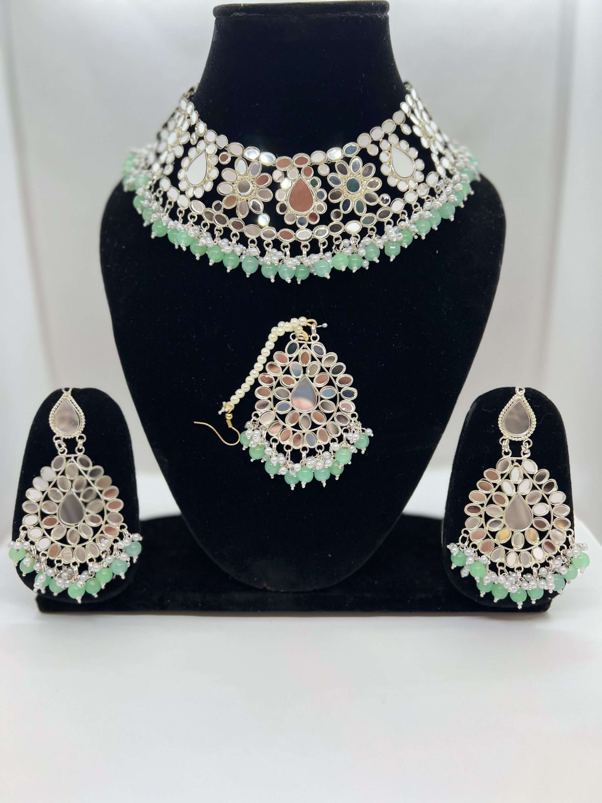 BEAUTIFUL MINT GREEN COLOR MIRROR WORK SILVER PLATED CHOKER SET COMES WITH STATEMENTT EARRING WITH TIKKA