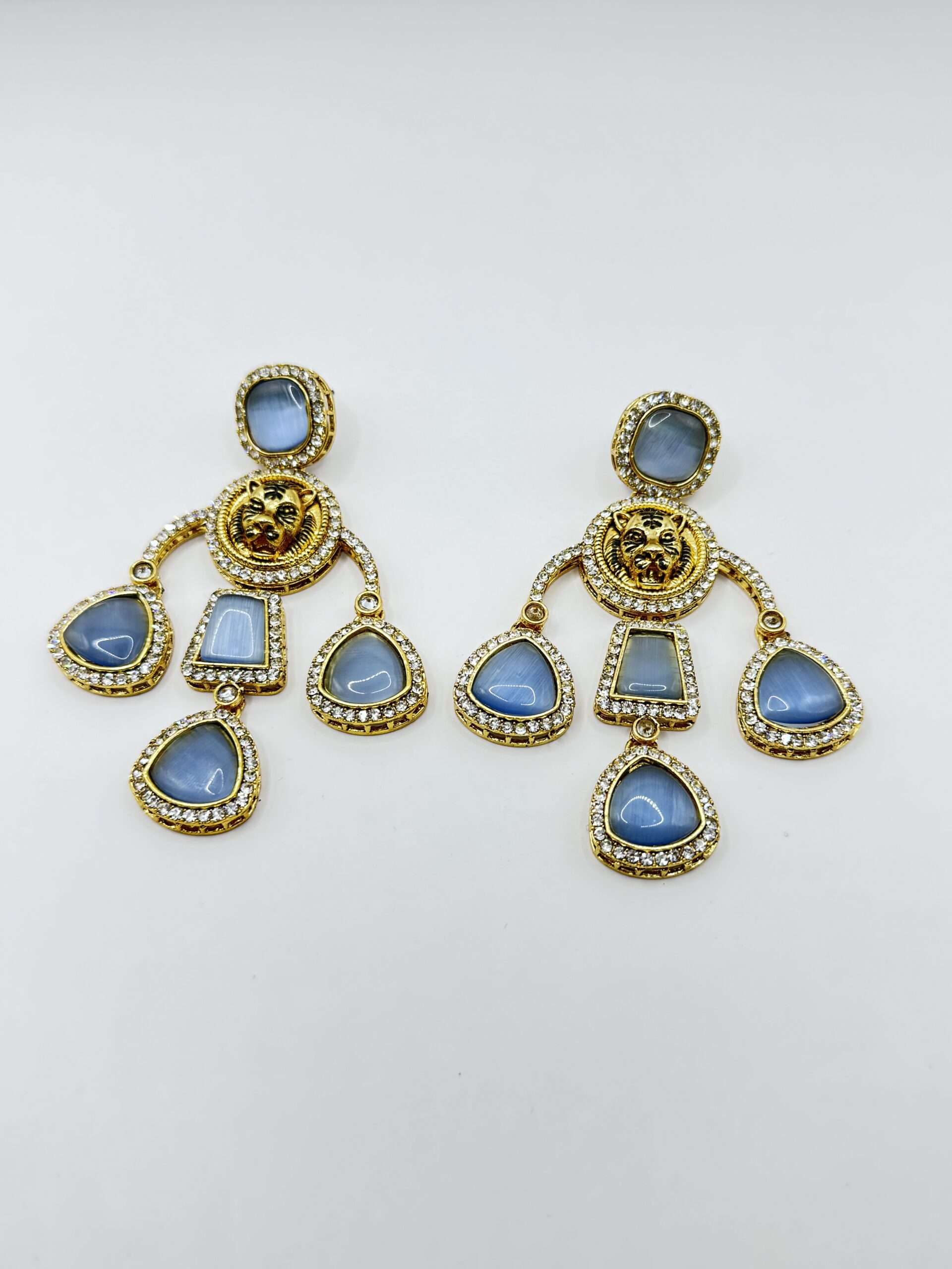 GREY COLOR BEAUTIFUL INFLUENCED DANGLE (HANGING) EARRINGS WITH MONALISA AND AD STONE.