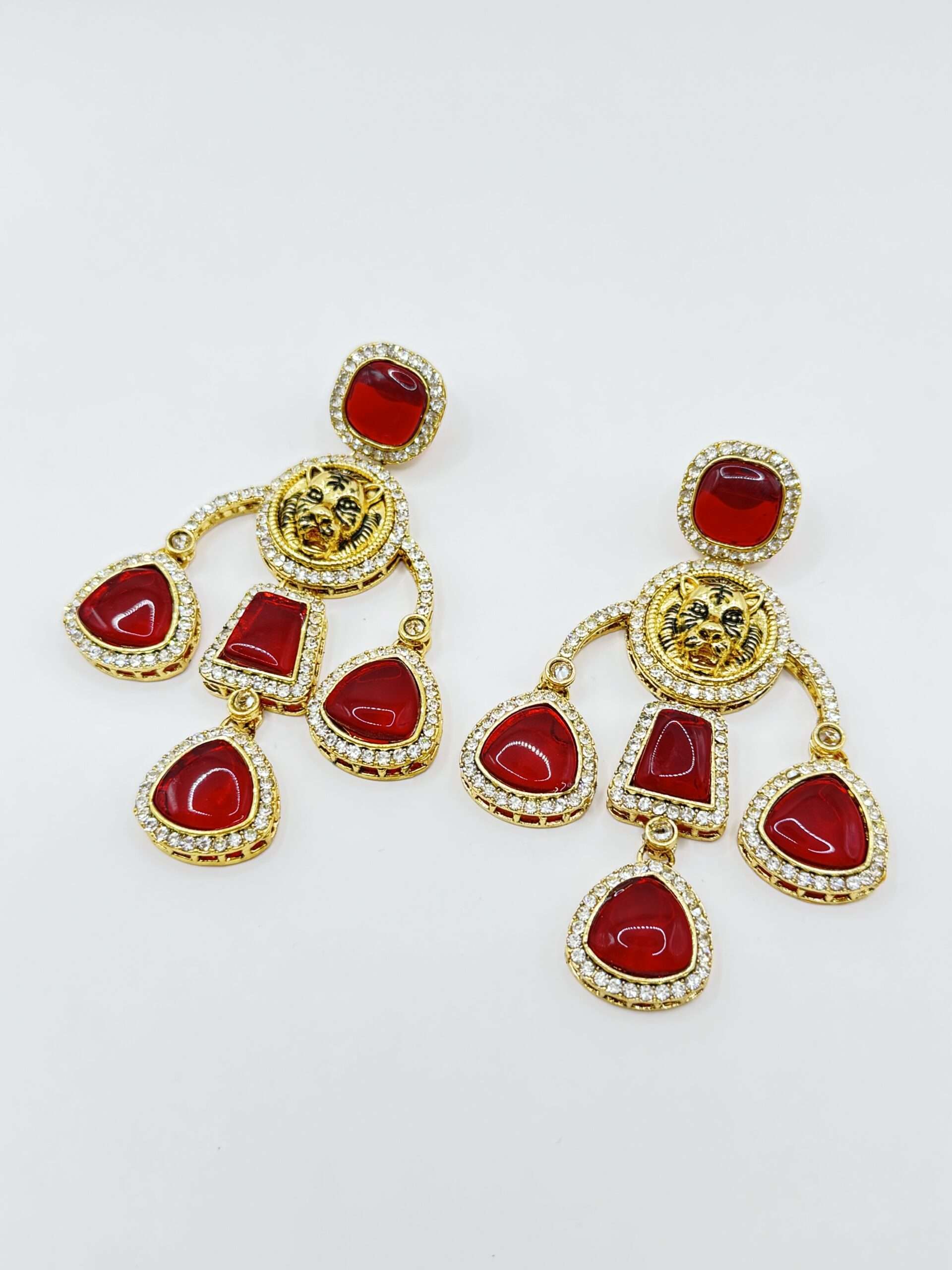 RED COLOR BEAUTIFUL INFLUENCED DANGLE (HANGING) EARRINGS WITH MONALISA AND AD STONE.