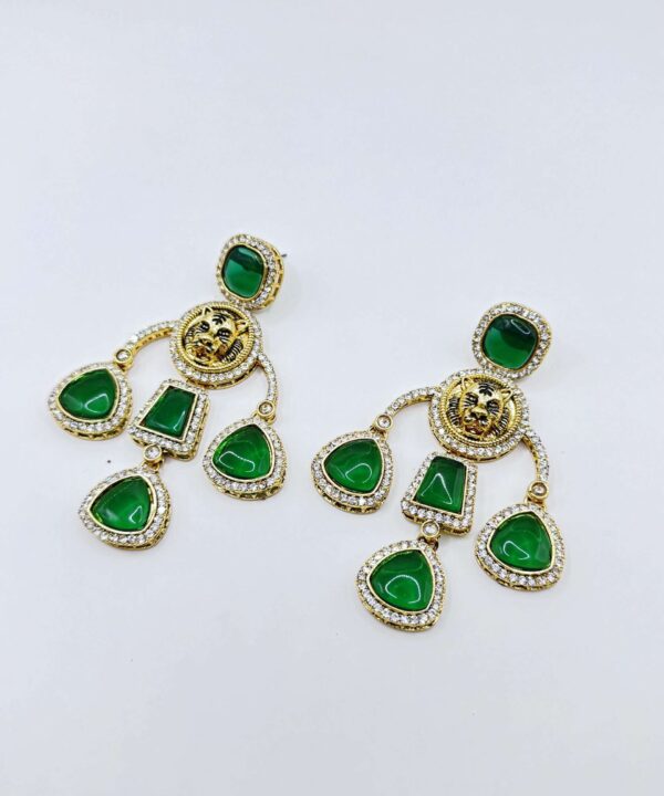 DARK GREEN COLOR BEAUTIFUL INFLUENCED DANGLE (HANGING) EARRINGS WITH MONALISA AND AD STONE.