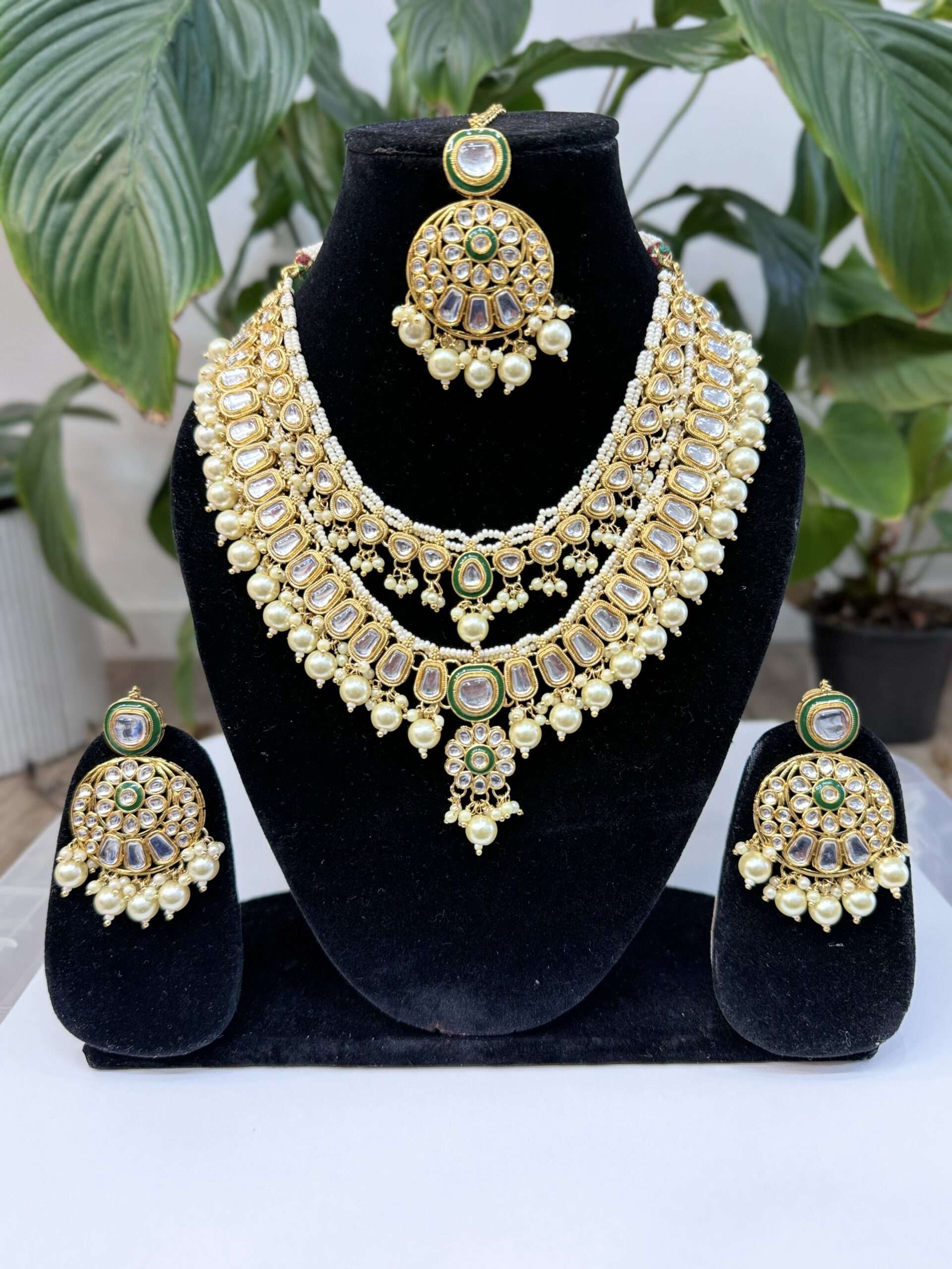 (SOLD) KUNDAN WITH WHITE PEARLS HEAVY WORK NECKLACE WITH EARRINGS AND TIKKA