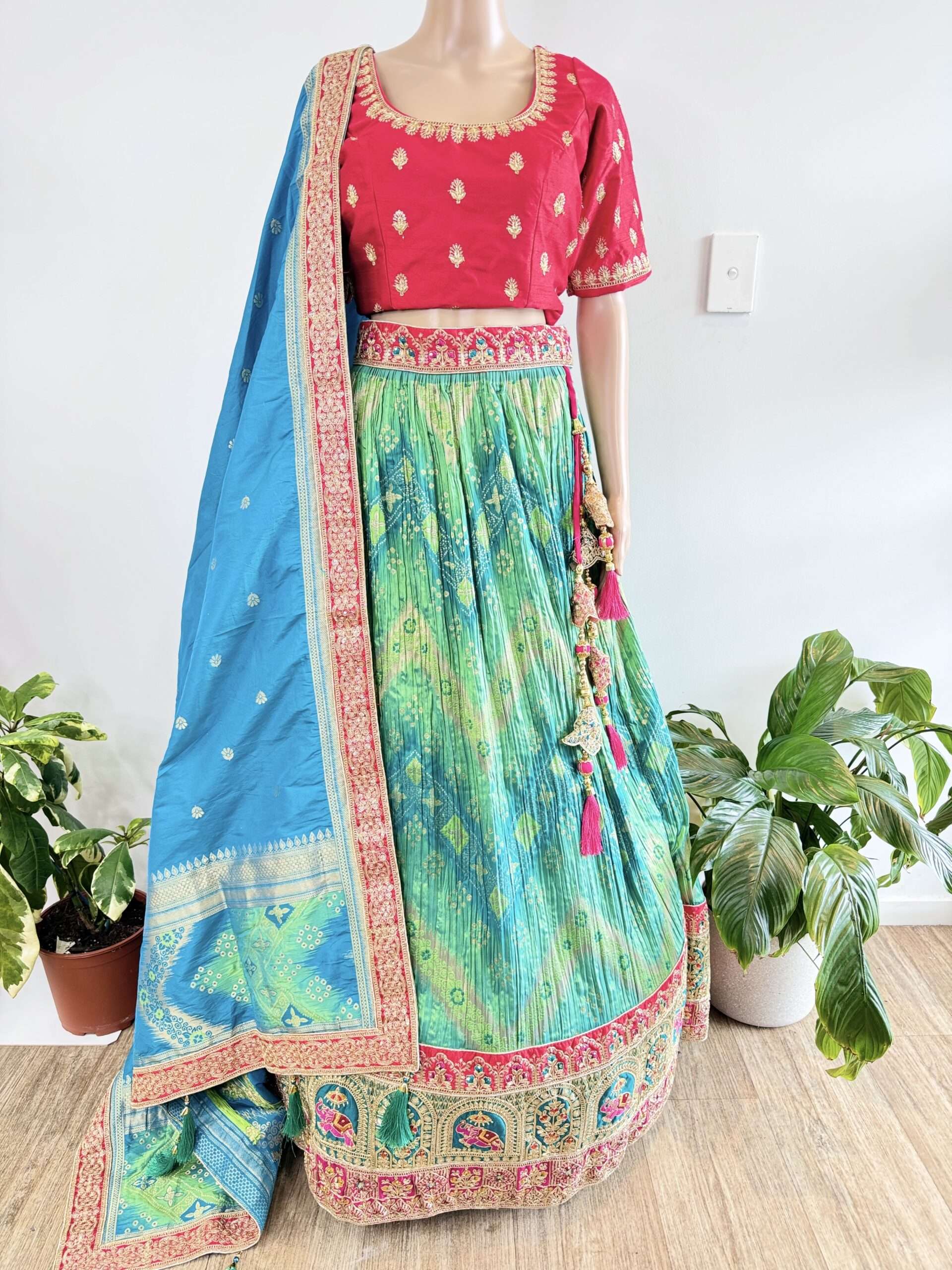 (Sold) BANARASI SILK RED AND GREEN COLOUR EMBROIDERY AND STONE HEAVY KEN KEN LEHENGA BEAUTIFUL EMBROIDERY WORK BLOUSE WITH FOUR SIDE LACE WORK DUPATTA