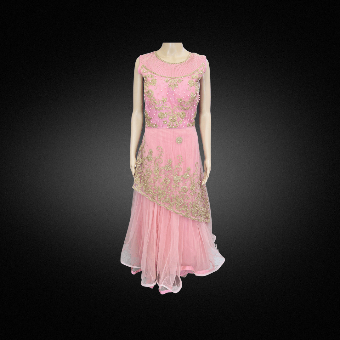 (SOLD)Dusty Pink Embroidered Fish Cut Gown