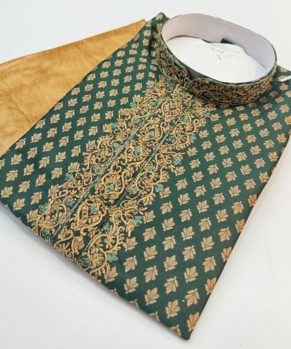 Designer Dark Green Color Kurta Cotton Malmal Fabric Embroidery Work On Neck Comes With Golden Color Pajama.