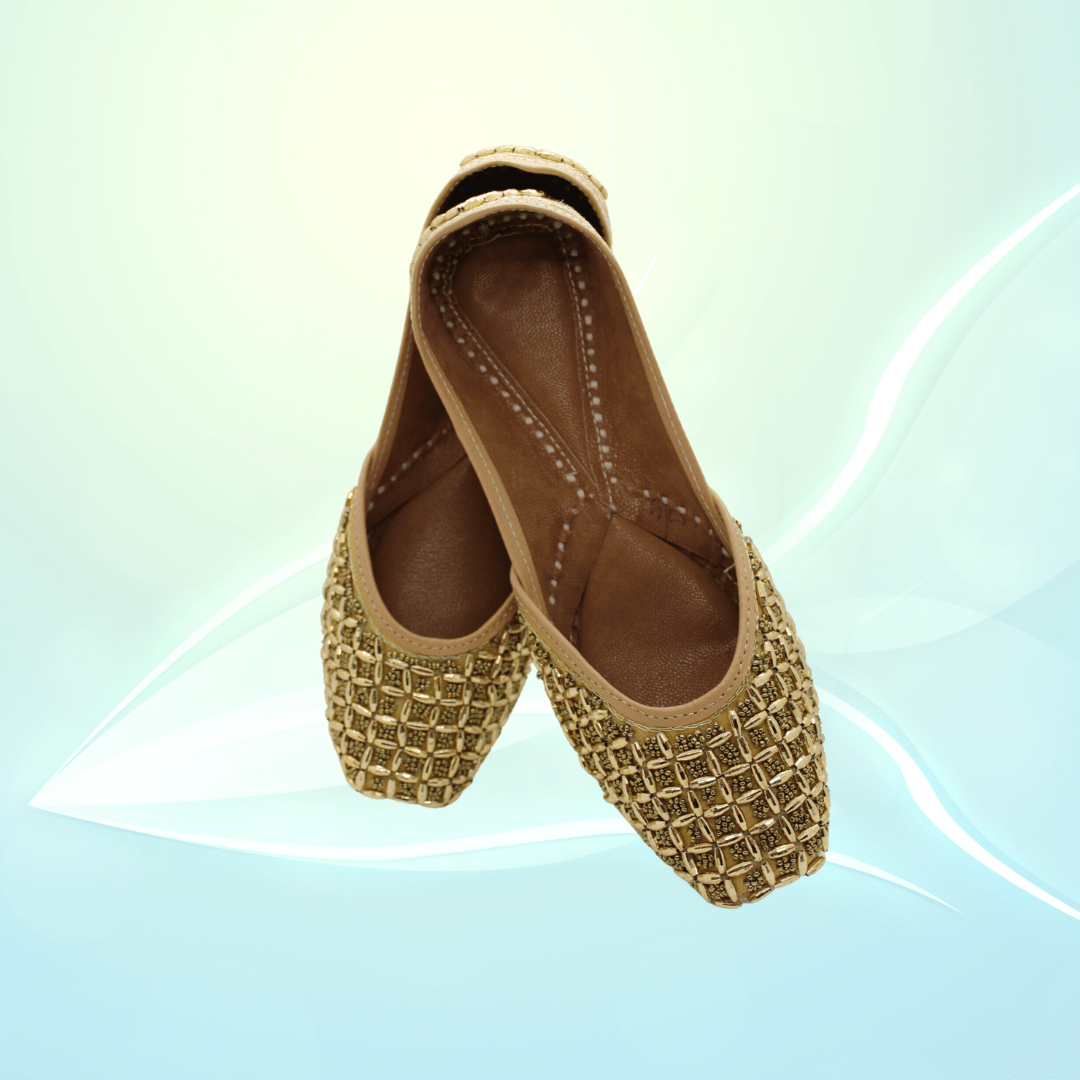 Women Leather Designer Golden Punjabi Jutti